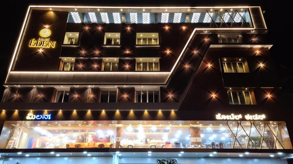 Hotel Eden Karwar Luaran gambar