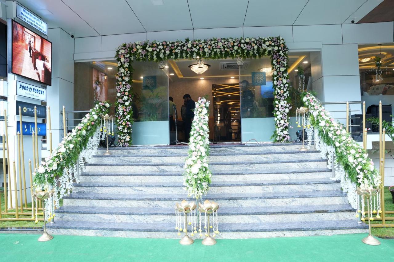 Hotel Eden Karwar Luaran gambar
