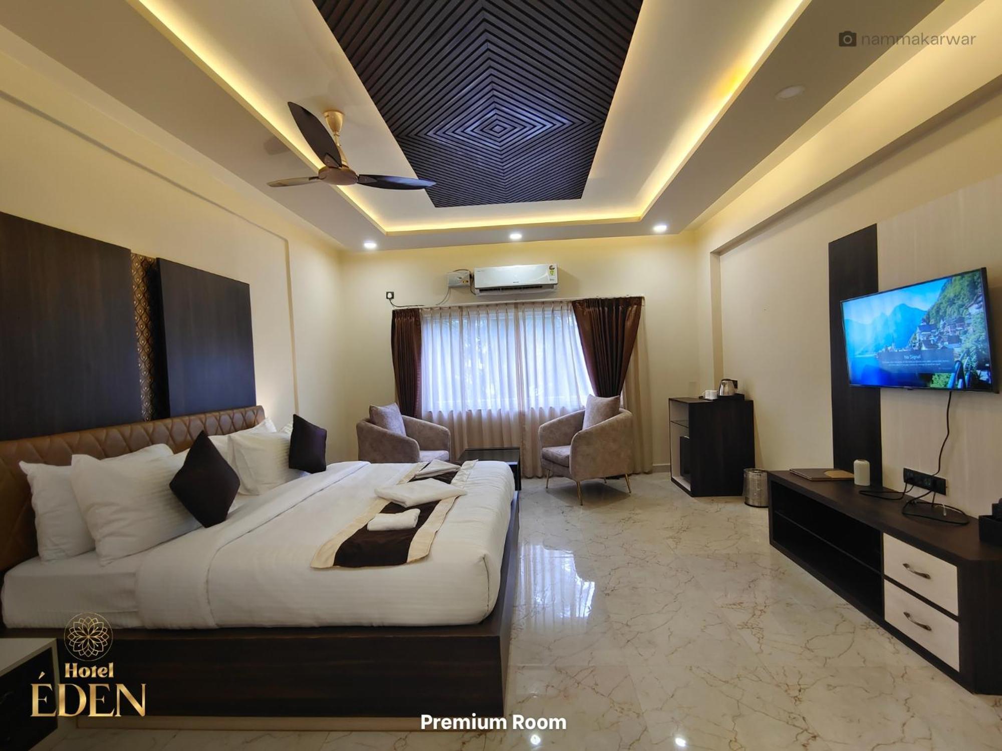 Hotel Eden Karwar Luaran gambar