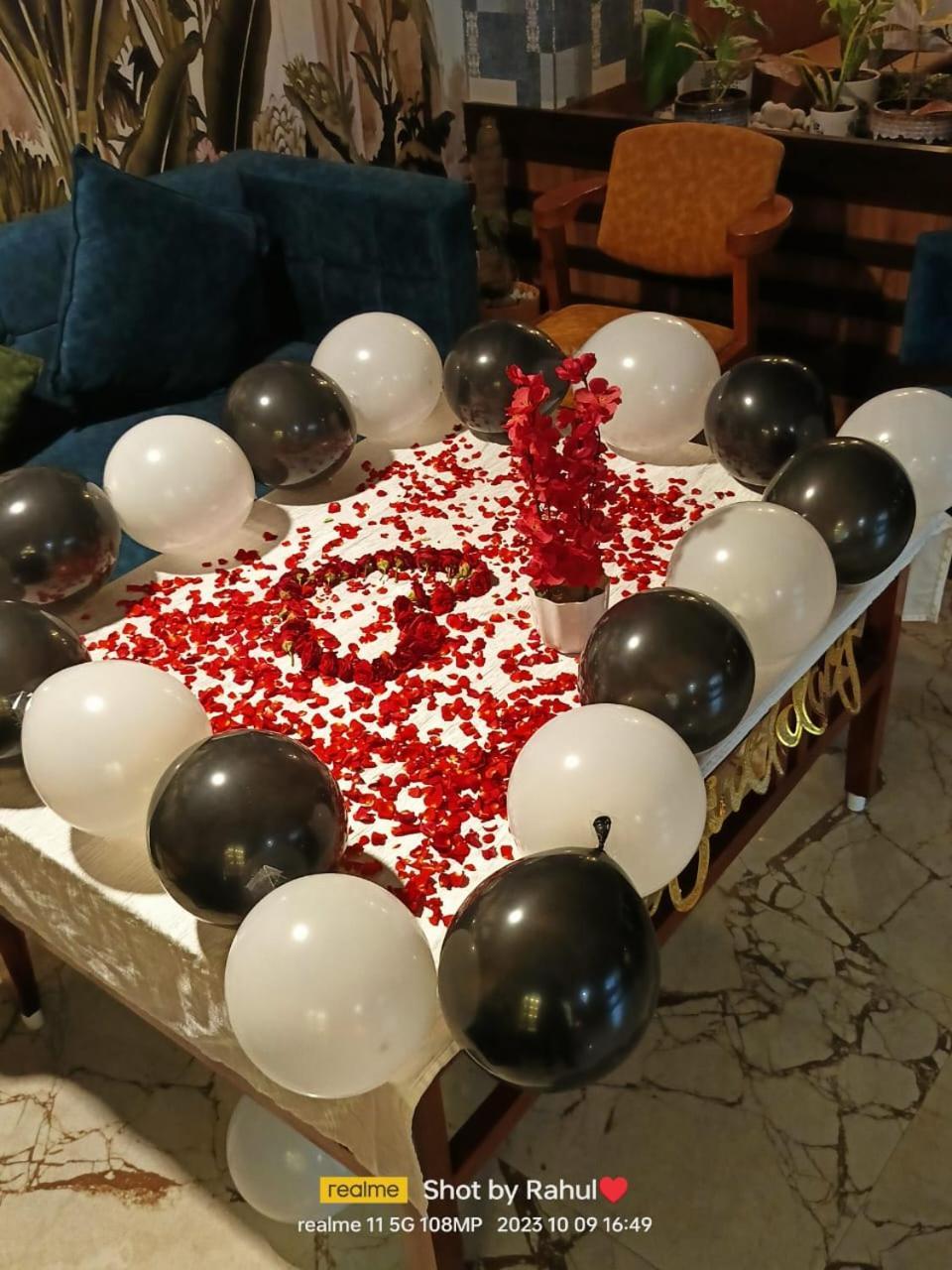 Hotel Eden Karwar Luaran gambar